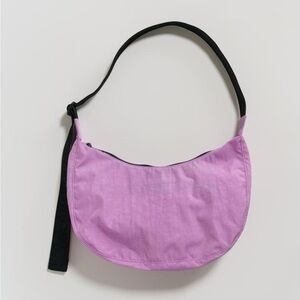 Baggu Medium Crescent in Peony